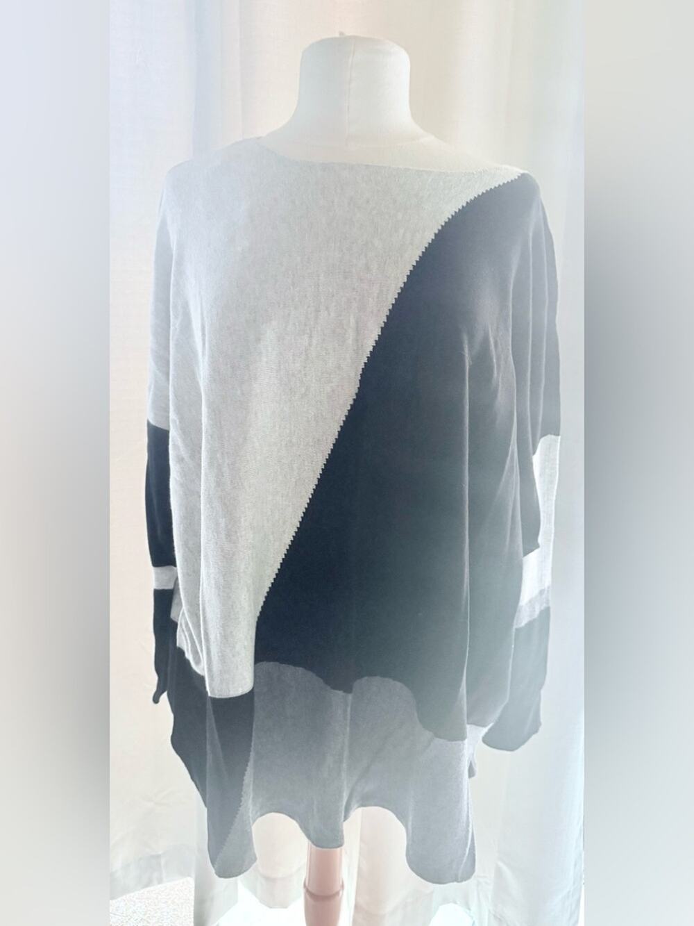 INC International Concepts Women's Colorblock Tunic - Black & Gray